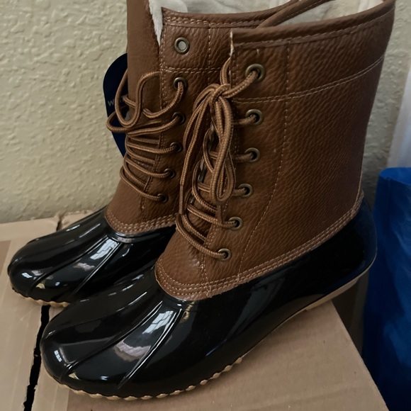 Waterproof boots - Picture 4 of 5